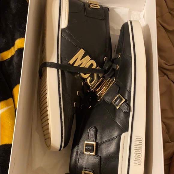 Moschino Other - 100% Authentic Moschino low top sneakers (black)